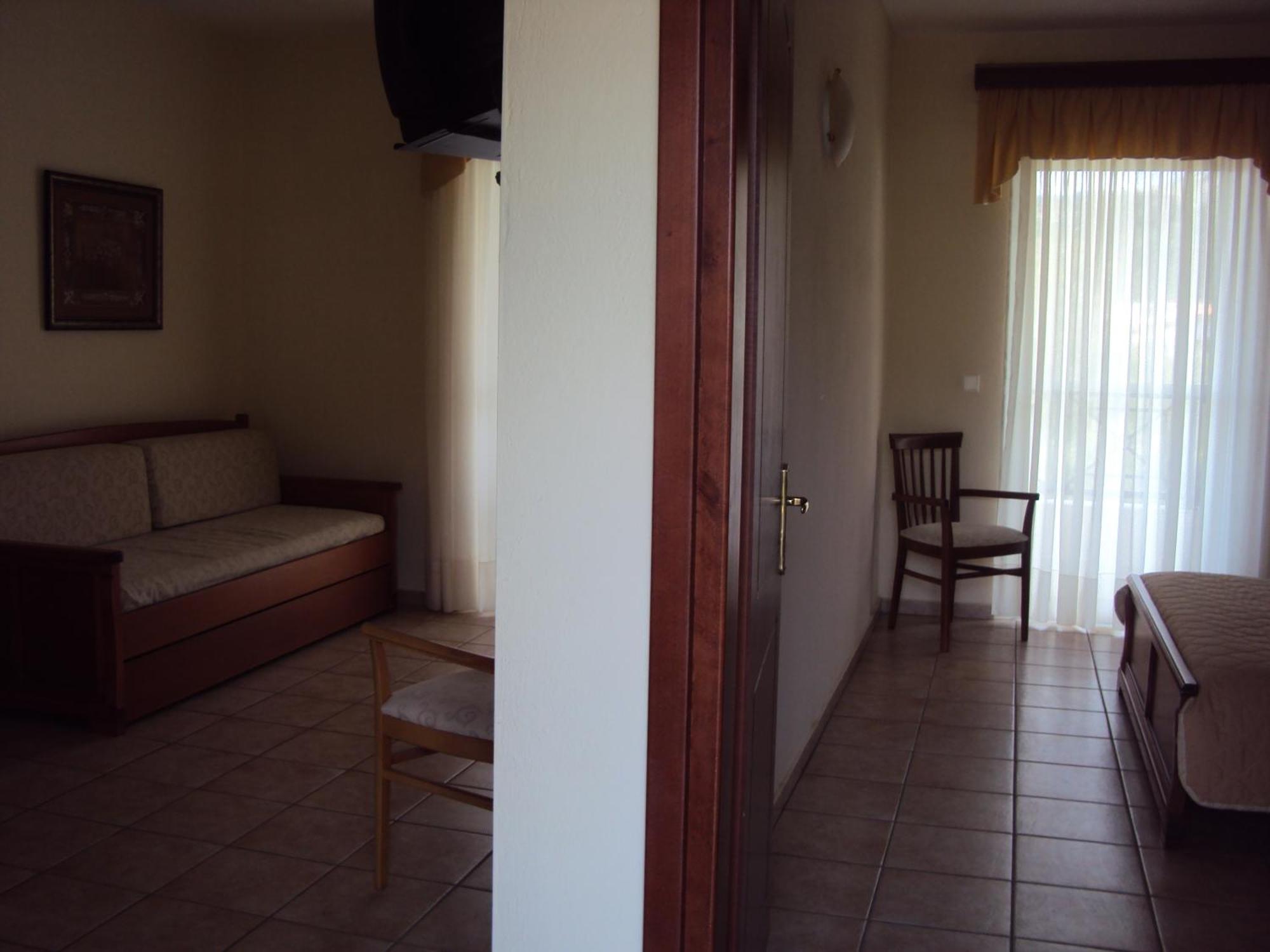 Aparthotel Amalia PalaiónTsiflíkion Exterior foto