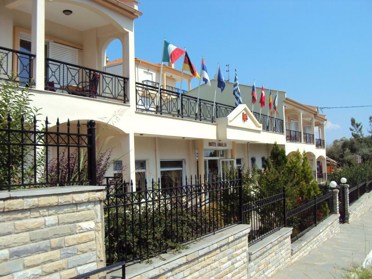 Aparthotel Amalia PalaiónTsiflíkion Exterior foto